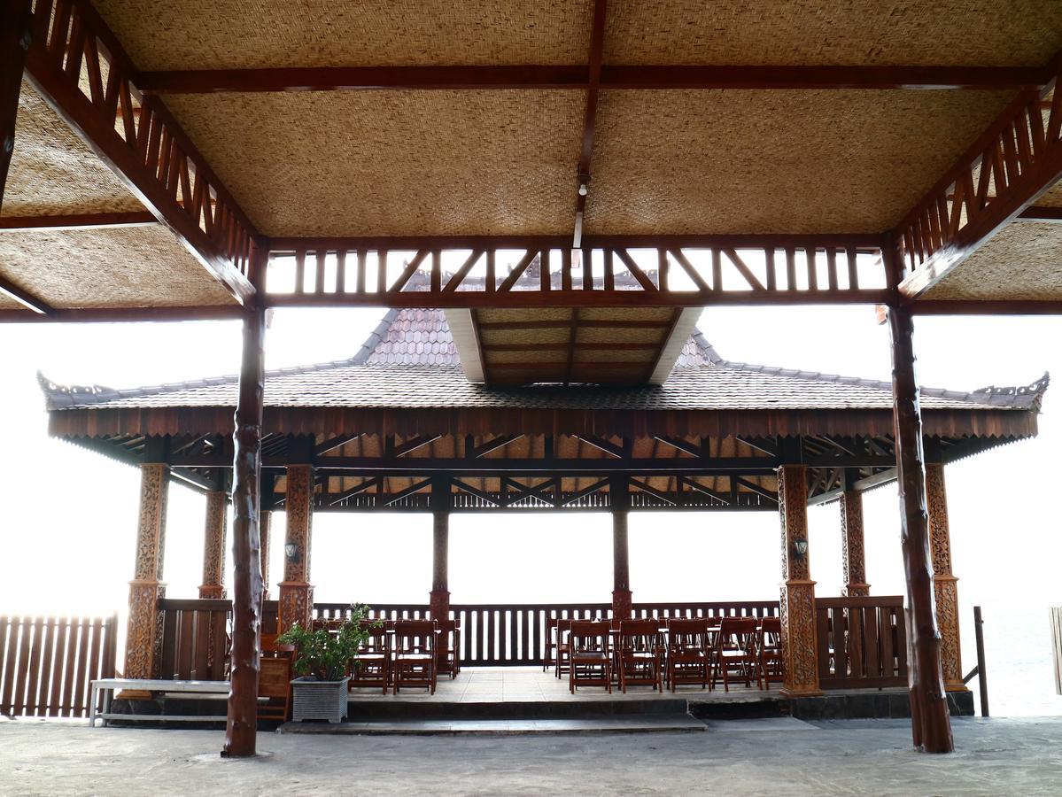 Watu Dodol Hotel & Restaurant Banyuwangi (East Java) Exterior foto